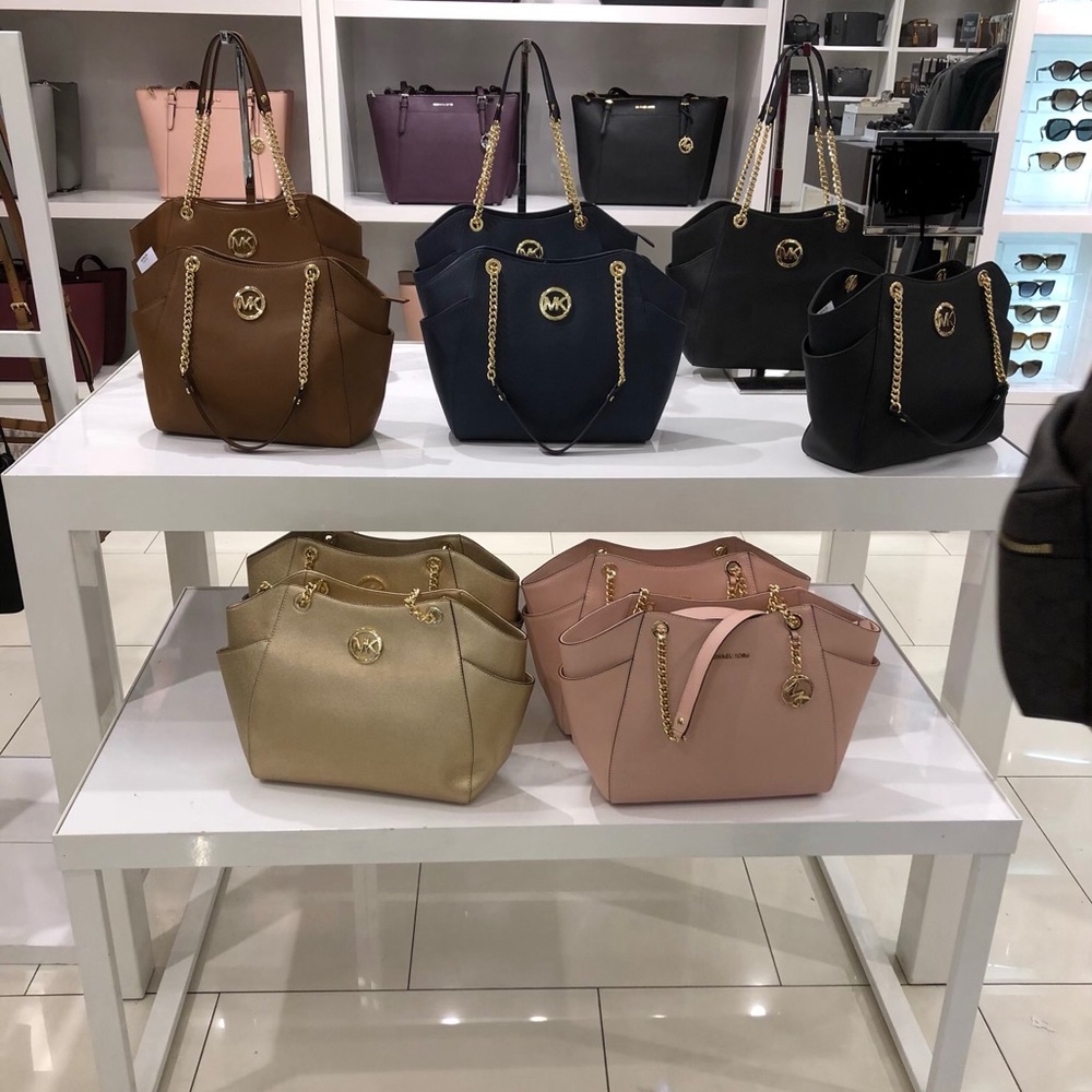 Pick any color MK bag! - Picture 1 of 1
